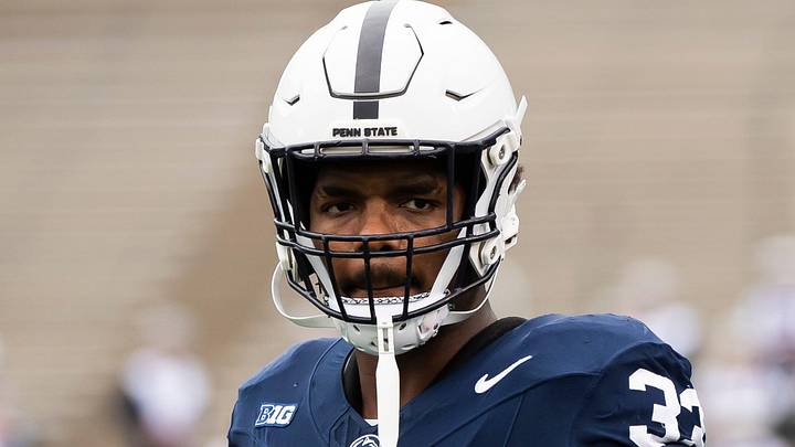Penn State defensive end Dani Dennis-Sutton (33) 