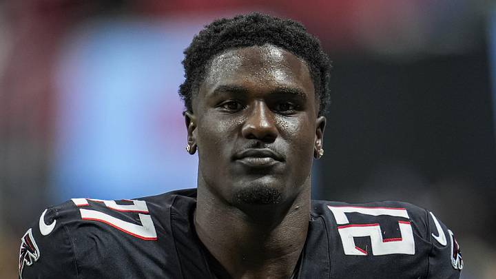 Atlanta Falcons linebacker James Pearce Jr. Atlanta Falcons linebacker James Pearce Jr.