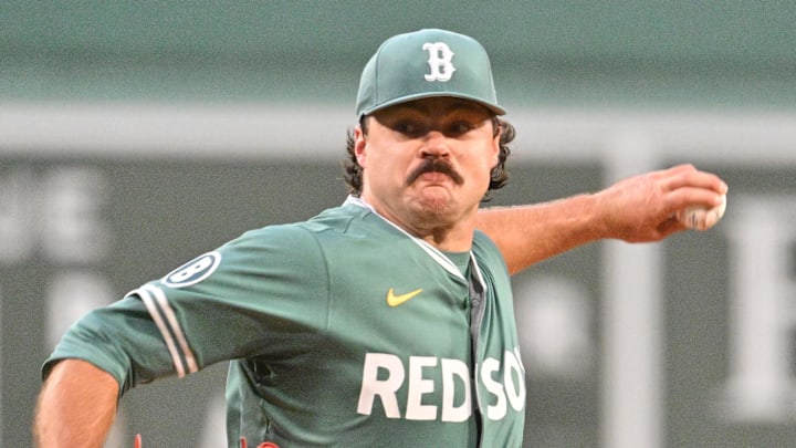 Aug 29, 2025; Boston, Massachusetts, USA; Boston Red Sox starting pitcher Payton Tolle (70) pitches against the Pittsburgh Pirates during the first inning at Fenway Park. Mandatory Credit: Eric Canha-Imagn Images Aug 29, 2025; Boston, Massachusetts, USA; Boston Red Sox starting pitcher Payton Tolle (70) pitches against the Pittsburgh Pirates during the first inning at Fenway Park. Mandatory Credit: Eric Canha-Imagn Images