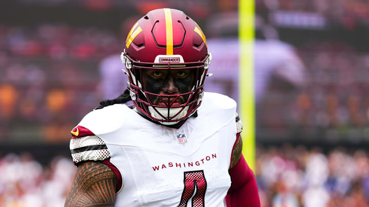 Washington Commanders linebacker Frankie Luvu