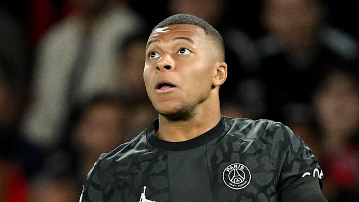 Qui fait partie du classement des meilleurs joueurs de EA Sports FC 24 au côté de Kylian Mbappé?