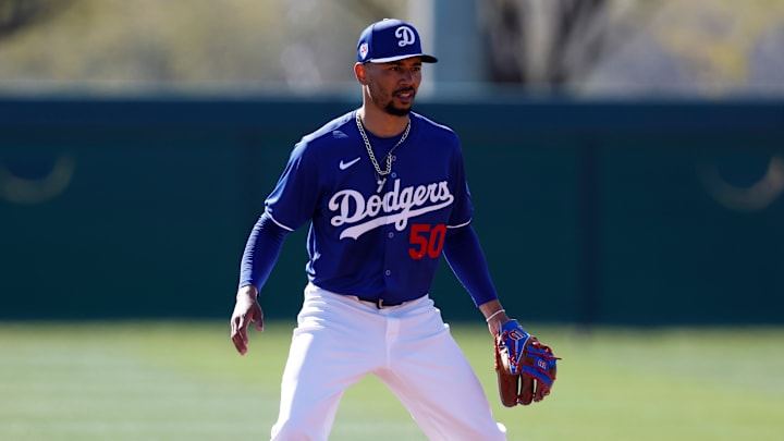 Mookie Betts estará como segunda base de los Dodgers
