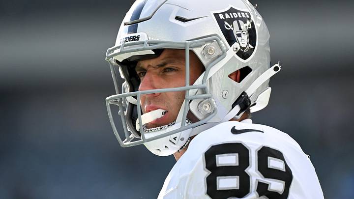 Dec 14, 2025; Philadelphia, Pennsylvania, USA; Las Vegas Raiders tight end Brock Bowers (89) looks on before the game against the Philadelphia Eagles at Lincoln Financial Field. Mandatory Credit: Eric Hartline-Imagn Images