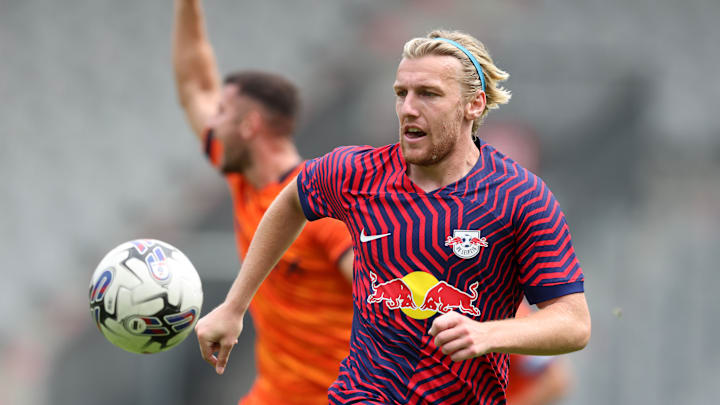 Emil Forsberg erwartet in Leipzig ein harter Konkurrenzkampf.