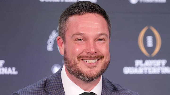 Dec 31, 2024; Los Angeles, California, USA; Oregon Ducks head coach Dan Lanning during the Rose Bowl head coaches press conference at Sheraton Grand LA. Mandatory Credit: Kirby Lee-Imagn Images Dec 31, 2024; Los Angeles, California, USA; Oregon Ducks head coach Dan Lanning during the Rose Bowl head coaches press conference at Sheraton Grand LA. Mandatory Credit: Kirby Lee-Imagn Images