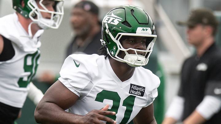 New York Jets edge David Bailey New York Jets edge David Bailey