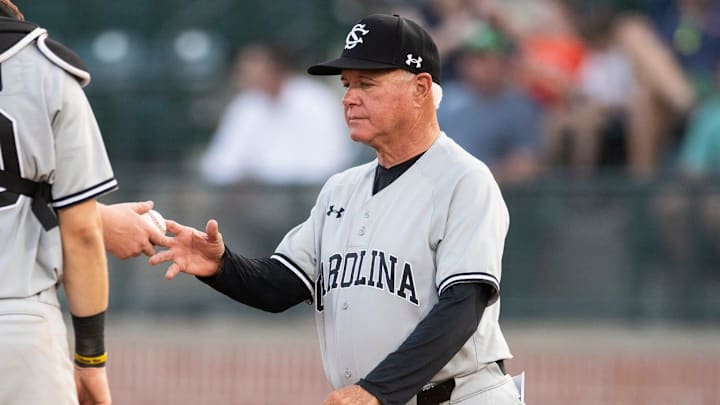 South Carolina Gamecocks head coach Paul Mainieri pulls starting pitcher Brandon Stone (32) as the Auburn Tigers take on South Carolina Gamecocks at Plainsman Park in Auburn, Ala., on Thursday, May 8, 2025.