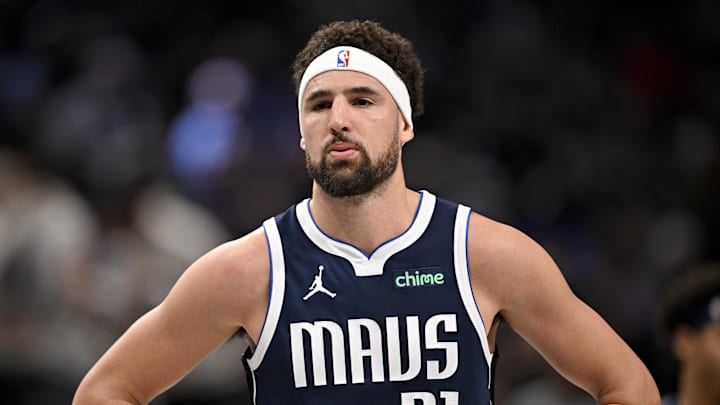 Jan 27, 2025; Dallas, Texas, USA; Dallas Mavericks guard Klay Thompson (31) looks on during the first quarter against the Washington Wizards at the American Airlines Center. Mandatory Credit: Jerome Miron-Imagn Images Jan 27, 2025; Dallas, Texas, USA; Dallas Mavericks guard Klay Thompson (31) looks on during the first quarter against the Washington Wizards at the American Airlines Center. Mandatory Credit: Jerome Miron-Imagn Images
