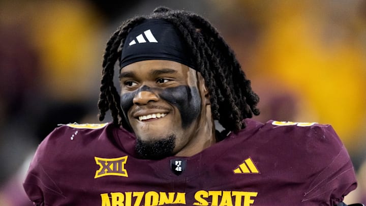 Nov 28, 2025; Tempe, Arizona, USA; Arizona State Sun Devils offensive lineman Max Iheanachor (58) against the Arizona Wildcats during the 99th Territorial Cup at Mountain America Stadium. Mandatory Credit: Mark J. Rebilas-Imagn Images Nov 28, 2025; Tempe, Arizona, USA; Arizona State Sun Devils offensive lineman Max Iheanachor (58) against the Arizona Wildcats during the 99th Territorial Cup at Mountain America Stadium. Mandatory Credit: Mark J. Rebilas-Imagn Images