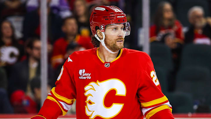 Dec 31, 2025; Calgary, Alberta, CAN; Calgary Flames left wing Blake Coleman (20) against the Philadelphia Flyers during the third period at Scotiabank Saddledome. Mandatory Credit: Sergei Belski-Imagn Images