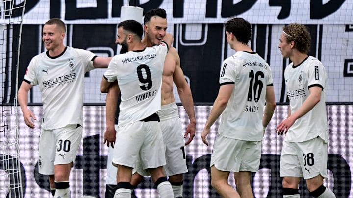 Gladbach hat sich gegen Dortmund den Klassenerhalt gesichert
