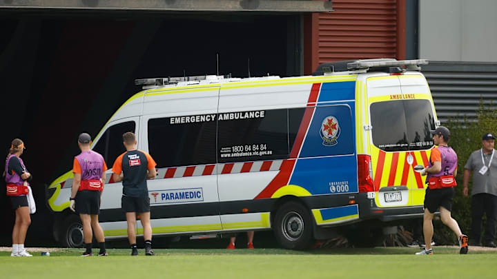 Le joueur a été évacué par ambulance
