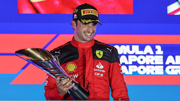 Carlos Sainz llega al Gran Premio de Japón después de haber ganado en el de Singapur