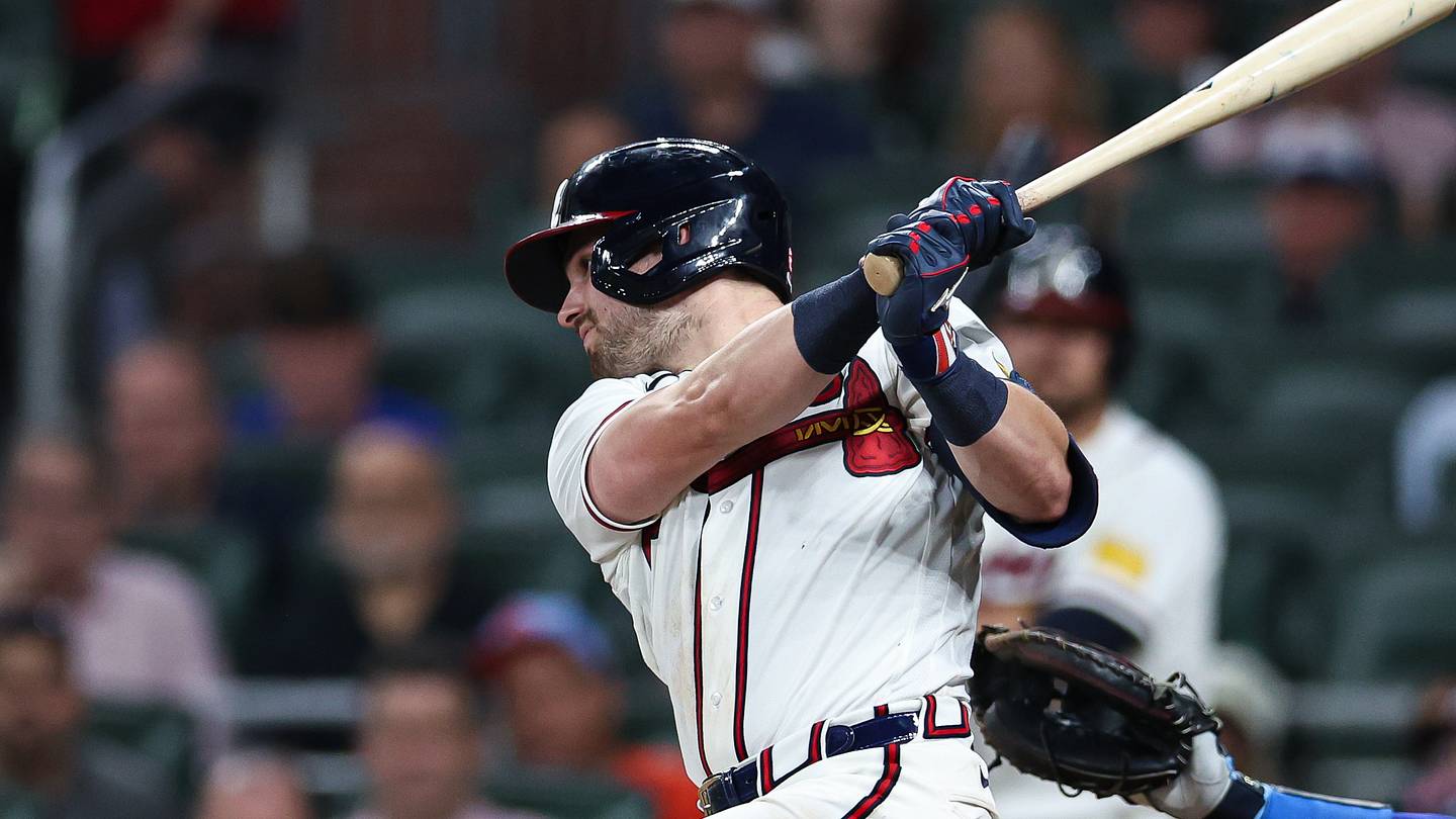 Braves' trade deadline flop should make early offseason priority clear as day