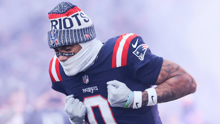 Miami Dolphins v New England Patriots - NFL 2025