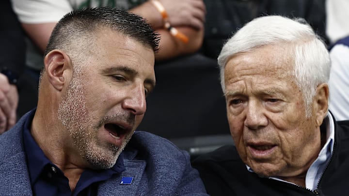 Apr 23, 2025; Boston, Massachusetts, USA; New England Patriots head coach Mike Vrabel, left, talks with Patriots owner Robert Kraft courtside during the second half of game two of the first round of the 2024 NBA Playoffs between the Boston Celtics and the Orlando Magic at TD Garden. Mandatory Credit: Winslow Townson-Imagn Images