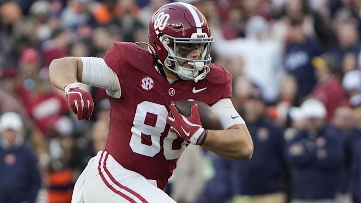 Alabama vs. South Carolina score prediction 2025