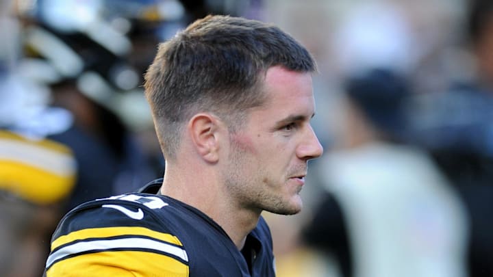 Aug 9, 2019; Pittsburgh, PA, USA; Pittsburgh Steelers linebacker wide receiver Ryan Switzer (10) before taking on the Tampa Bay Buccaneers at Heinz Field. Mandatory Credit: Philip G. Pavely-Imagn Images Aug 9, 2019; Pittsburgh, PA, USA; Pittsburgh Steelers linebacker wide receiver Ryan Switzer (10) before taking on the Tampa Bay Buccaneers at Heinz Field. Mandatory Credit: Philip G. Pavely-Imagn Images