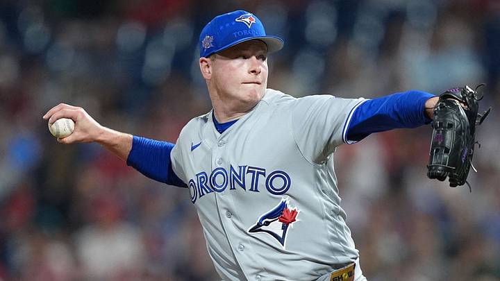 Toronto Blue Jays pitcher Louis Varland (37) pitches. Credit: Kyle Ross-Imagn Images Toronto Blue Jays pitcher Louis Varland (37) pitches. Credit: Kyle Ross-Imagn Images