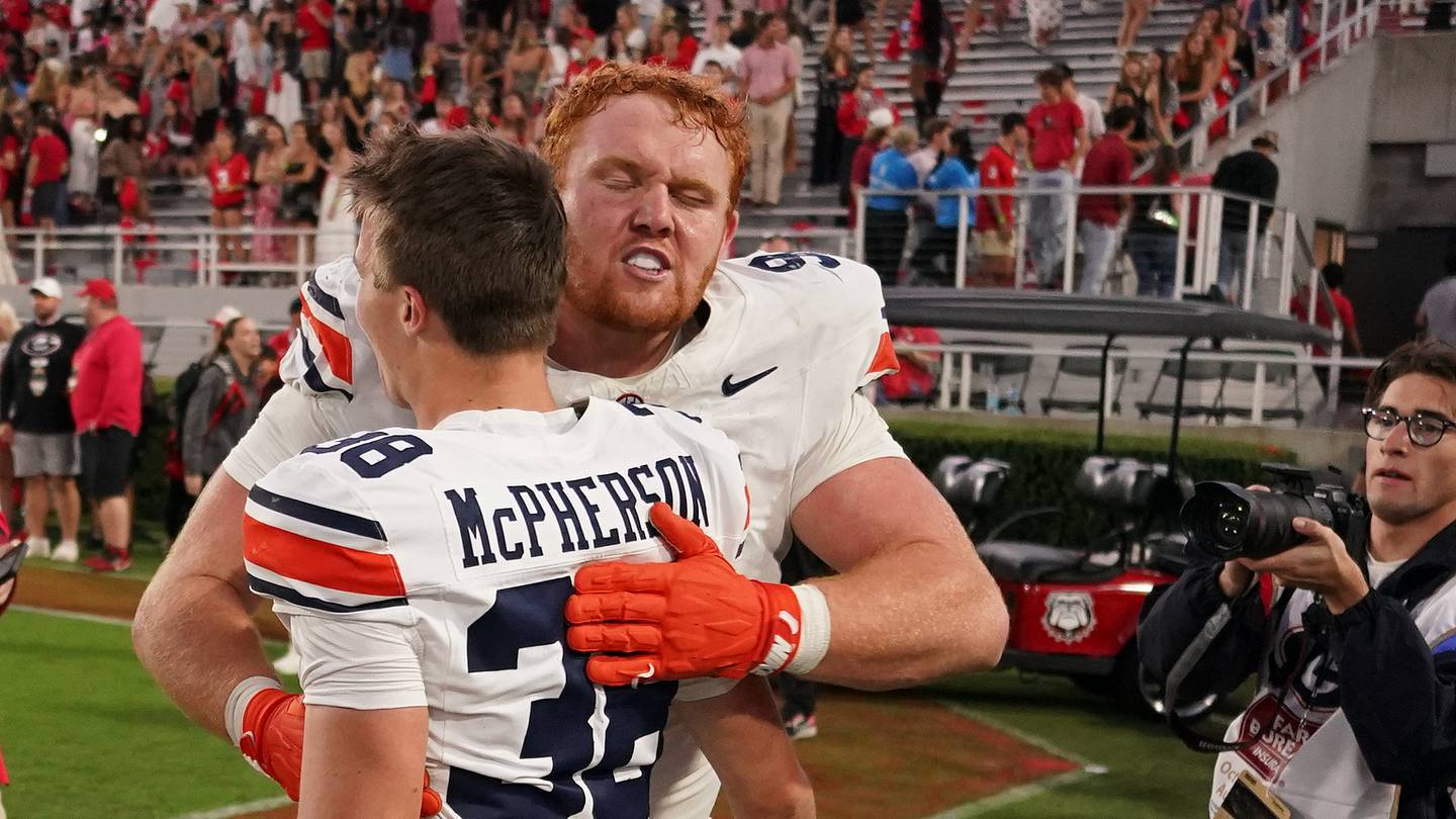 Alex Golesh reveals which Auburn football player received game ball ...