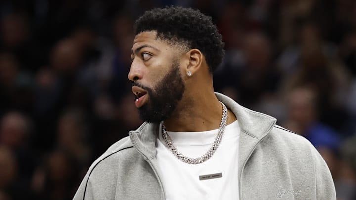 Nov 8, 2025; Washington, District of Columbia, USA; Injured Dallas Mavericks forward Anthony Davis looks on from the bench during a timeout against the Washington Wizards in the second half at Capital One Arena. Mandatory Credit: Geoff Burke-Imagn Images Nov 8, 2025; Washington, District of Columbia, USA; Injured Dallas Mavericks forward Anthony Davis looks on from the bench during a timeout against the Washington Wizards in the second half at Capital One Arena. Mandatory Credit: Geoff Burke-Imagn Images