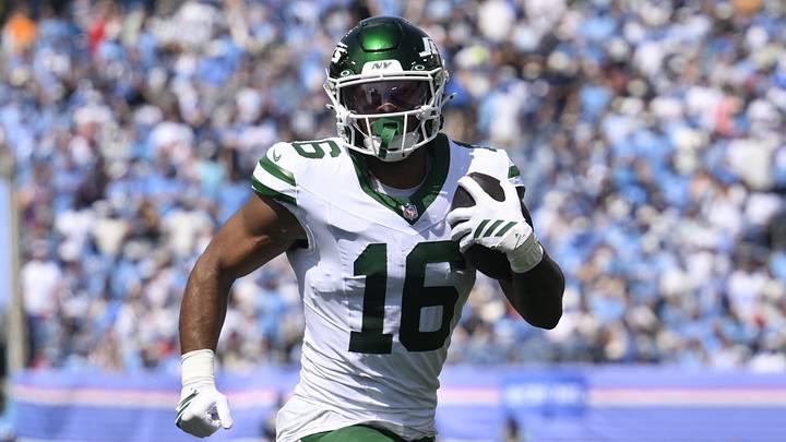 New York Jets tight end Kenyon Sadiq