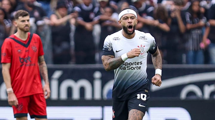 Memphis brilhou na vitória do Corinthians 