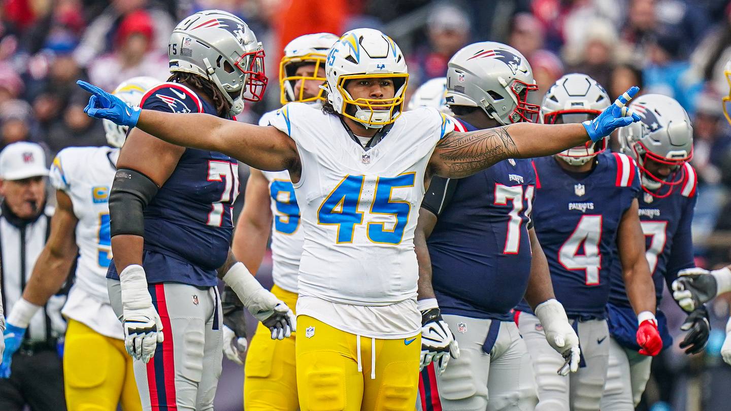 Predicting Chargers Starters vs Cardinals for NFL Week 1: Injuries, Matchup Shakeups