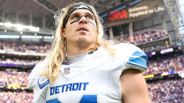 Detroit Lions linebacker Alex Anzalone (34).