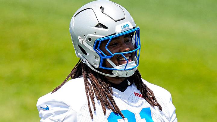 Detroit Lions defensive tackle Tyleik Williams (91) practices during organized team activities Detroit Lions defensive tackle Tyleik Williams (91) practices during organized team activities