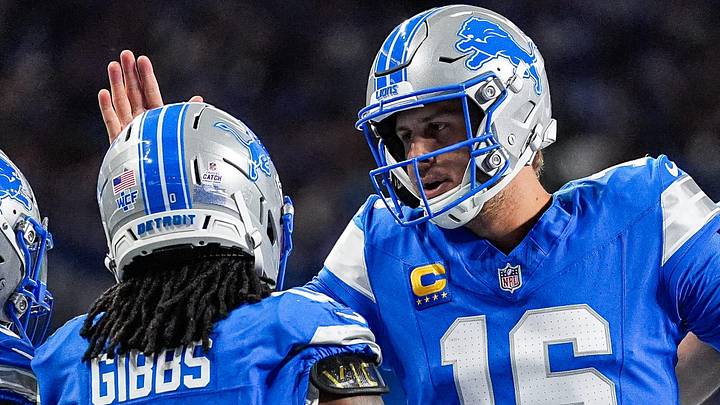Detroit Lions quarterback Jared Goff (16) and running back Jahmyr Gibbs (0) Detroit Lions quarterback Jared Goff (16) and running back Jahmyr Gibbs (0)
