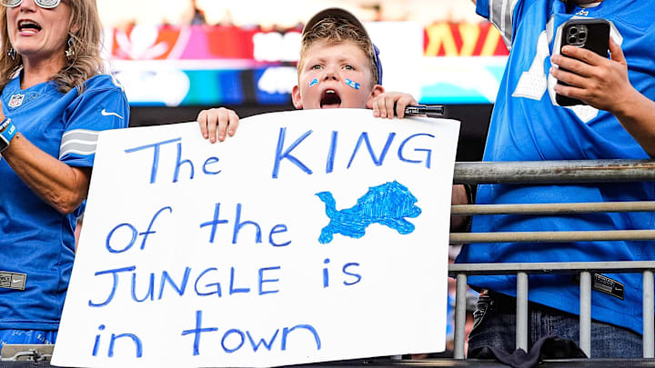 Detroit Lions fans cheer on against Cincinnati Bengals.