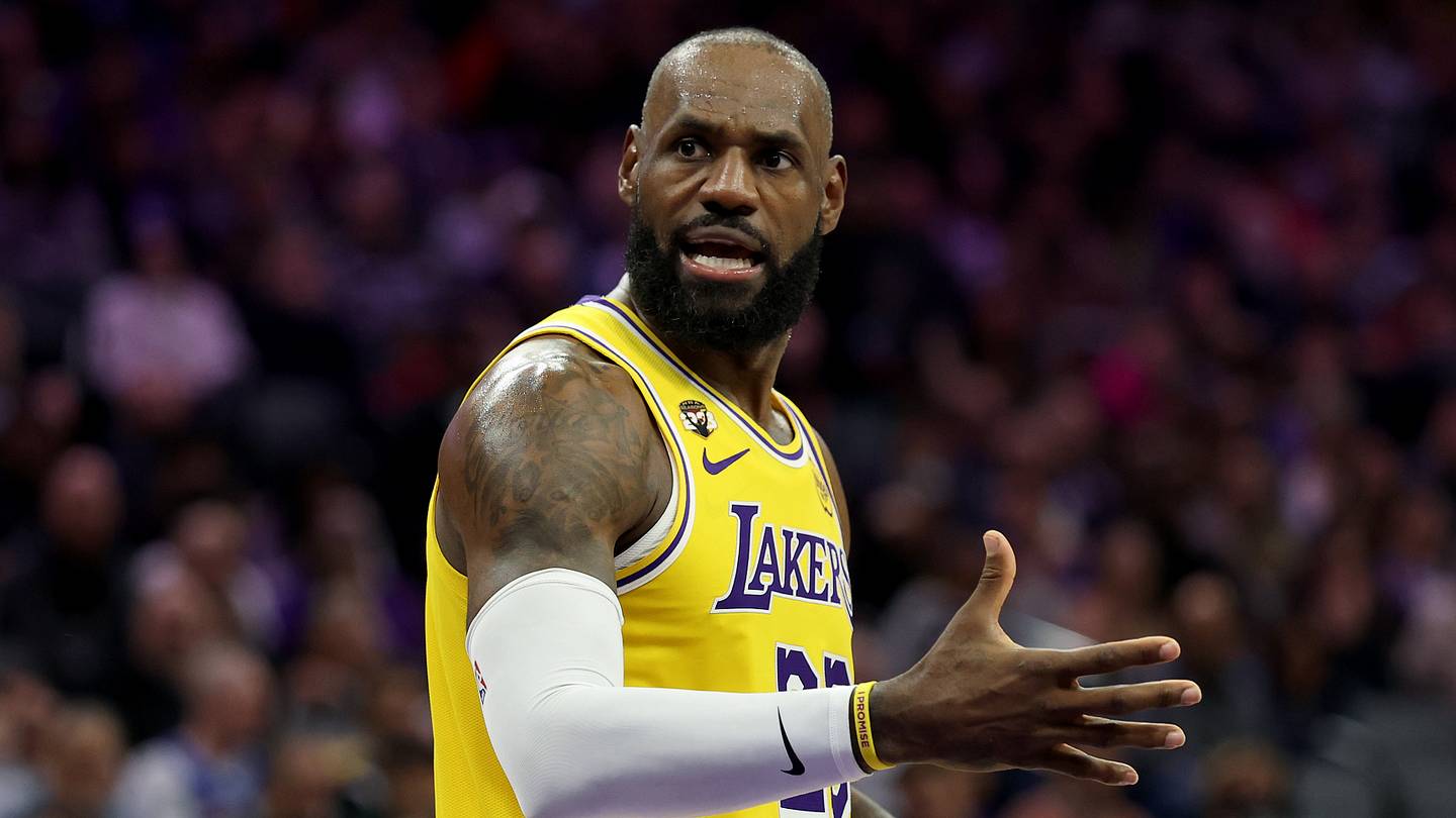 ESPN report left LeBron James no choice but to address his Lakers future