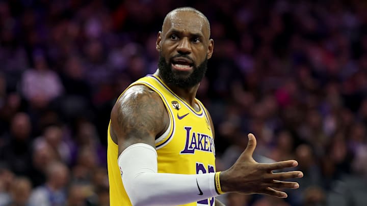 Los Angeles Lakers v Sacramento Kings