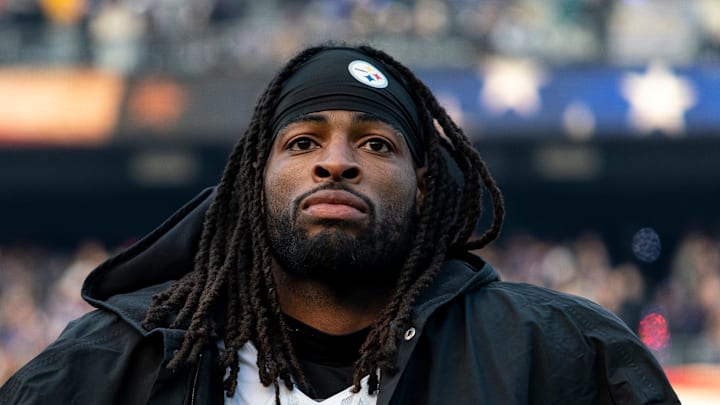 Pittsburgh Steelers v Baltimore Ravens