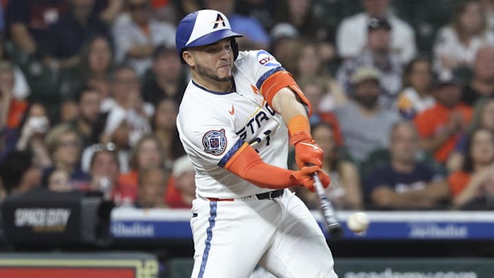 Apr 12, 2025; Houston, Texas, USA; Houston Astros catcher Yainer Diaz (21) bats during the game against the Los Angeles Angels at Daikin Park. Apr 12, 2025; Houston, Texas, USA; Houston Astros catcher Yainer Diaz (21) bats during the game against the Los Angeles Angels at Daikin Park.