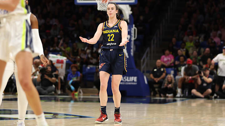 Indiana Fever v Dallas Wings