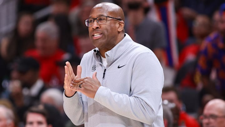Mike Brown, Knicks at Hawks