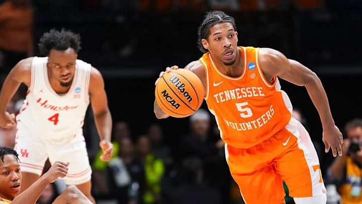 Tennessee guard Zakai Zeigler (5) drives down court during a NCAA Tournament Elite Eight game between Tennessee and Houston at Lucas Oil Stadium in Indianapolis, Ind., on Sunday, March 30, 2025.