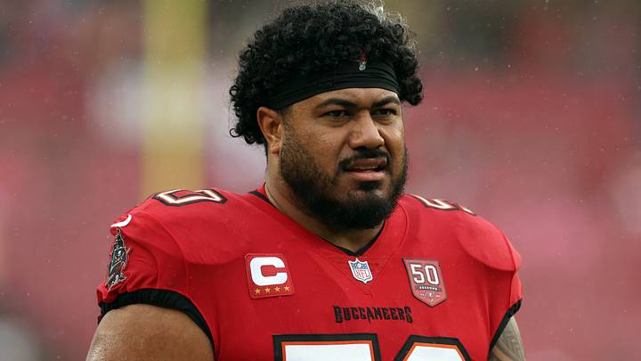 Tampa Bay Buccaneers defensive tackle Vita Vea (50) Mandatory Credit: Nathan Ray Seebeck-Imagn Images Tampa Bay Buccaneers defensive tackle Vita Vea (50) Mandatory Credit: Nathan Ray Seebeck-Imagn Images