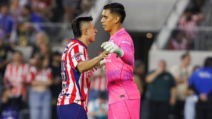 Roberto Alvarado y Raúl Rangel ante LAFC Roberto Alvarado y Raúl Rangel ante LAFC