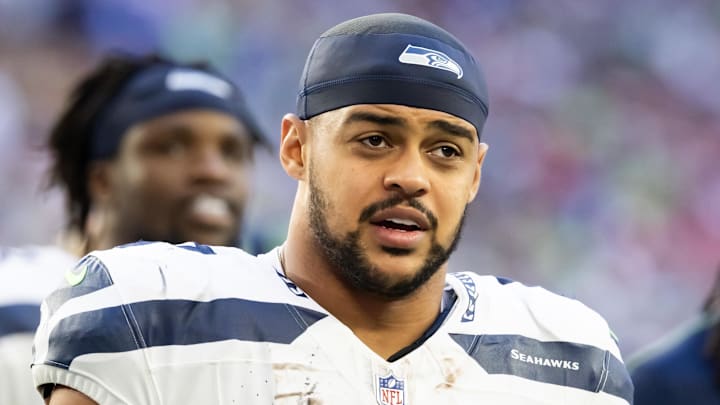 Dec 8, 2024; Glendale, Arizona, USA; Seattle Seahawks tight end Noah Fant (87) against the Arizona Cardinals at State Farm Stadium. Mandatory Credit: Mark J. Rebilas-Imagn Images