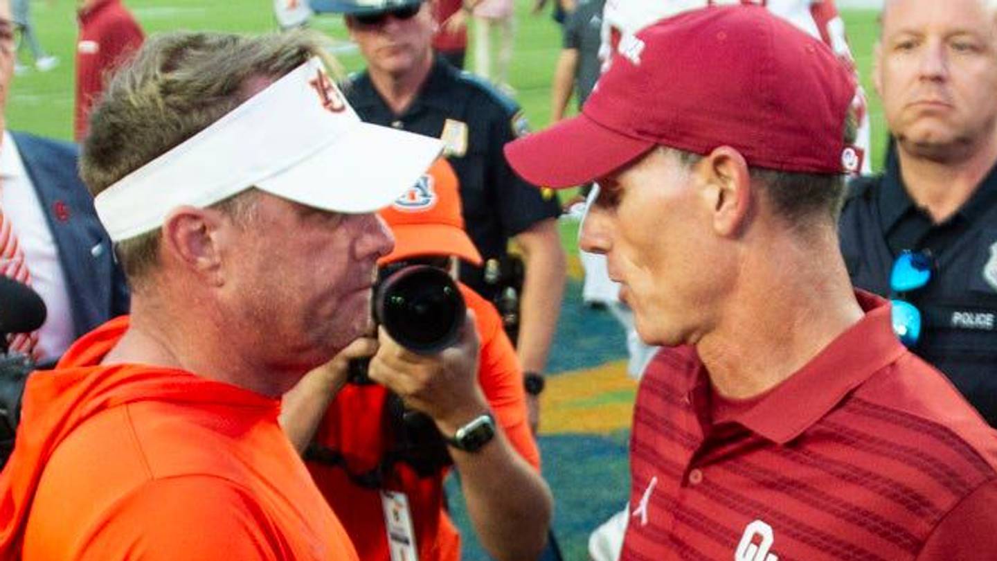 Auburn Coach Aims for Top 25 by 2025