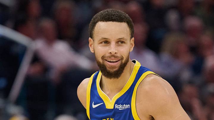 Jan 7, 2026; San Francisco, California, USA; Golden State Warriors guard Stephen Curry (30) reacts toward the Milwaukee Bucks bench during the second quarter at Chase Center. Mandatory Credit: Robert Edwards-Imagn Images Jan 7, 2026; San Francisco, California, USA; Golden State Warriors guard Stephen Curry (30) reacts toward the Milwaukee Bucks bench during the second quarter at Chase Center. Mandatory Credit: Robert Edwards-Imagn Images