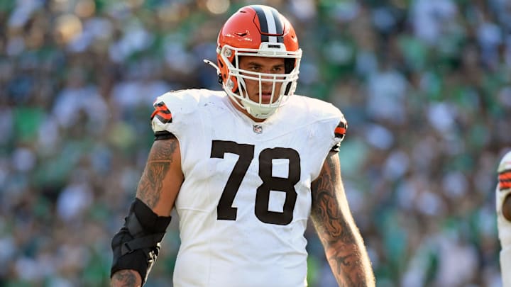 Oct 13, 2024; Philadelphia, Pennsylvania, USA; Cleveland Browns offensive tackle Jack Conklin (78) against the Philadelphia Eagles at Lincoln Financial Field. Mandatory Credit: Eric Hartline-Imagn Images