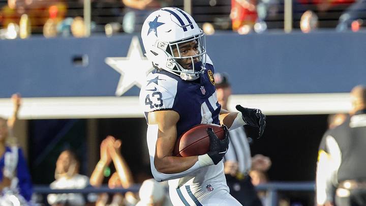 Dallas Cowboys running back Malik Davis runs for a touchdown against the Kansas City Chiefs at AT&T Stadium. Dallas Cowboys running back Malik Davis runs for a touchdown against the Kansas City Chiefs at AT&T Stadium.
