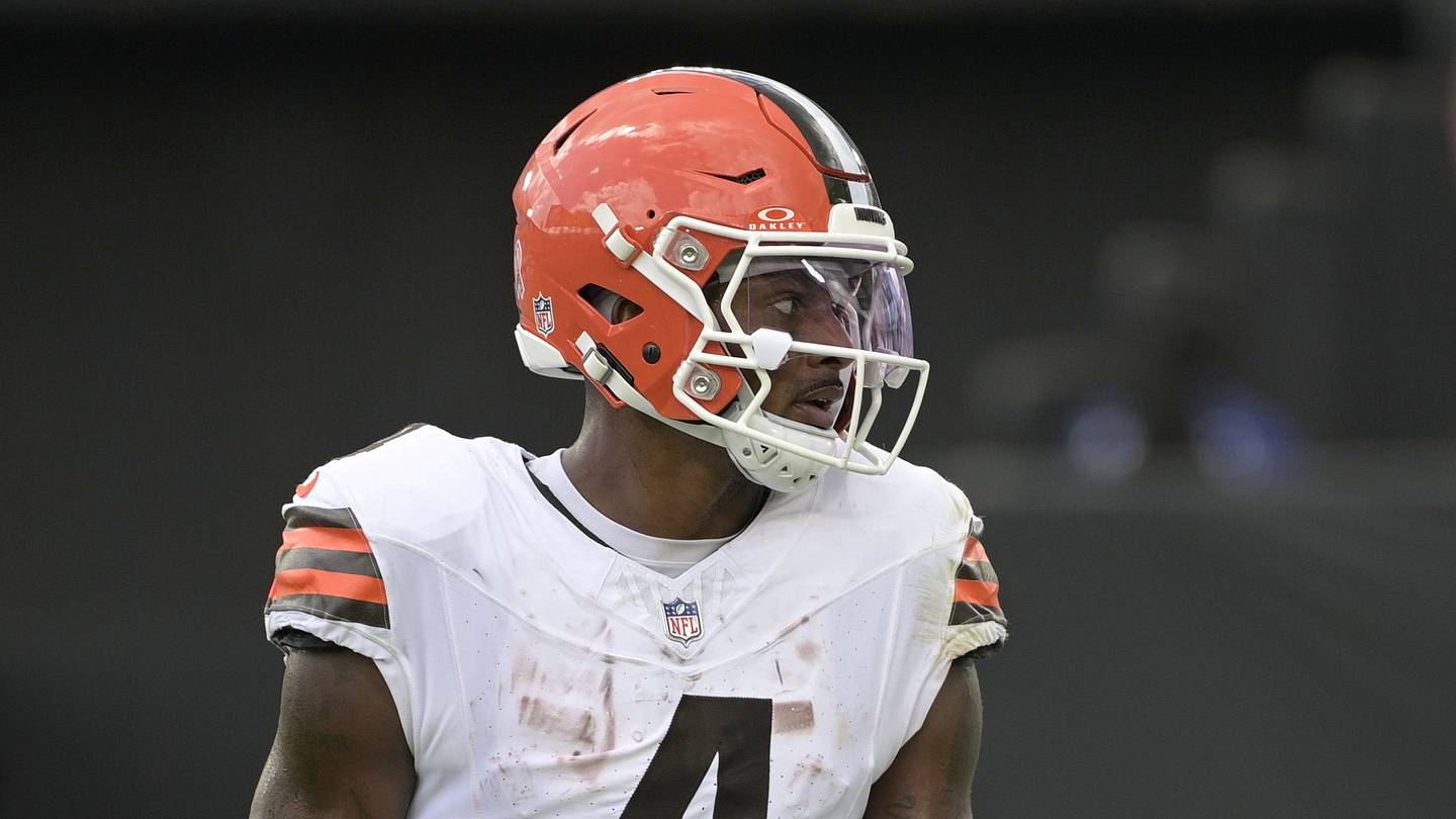 Deshaun Watson continues to torment Browns fans with his lack of awareness