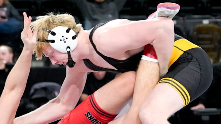 Bettendorf’s Lincoln Jipp (IA) avenged a loss to Jacob Helgeson of Johnston (IA), from the prior week, a 3-1 victory in the finals of the Ed Winger Tournament. Helgeson came in ranked No. 30 nationally at 175.