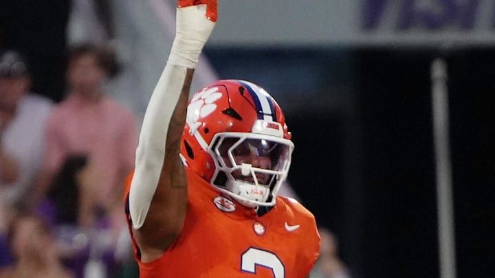 Aug 30, 2025; Clemson, South Carolina, USA; Clemson Tigers defensive end T.J. Parker (3) reacts after a play against the LSU Tigers during the first quarter at Memorial Stadium. Mandatory Credit: Ken Ruinard-USA TODAY Network via Imagn Images