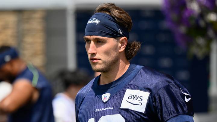 Jul 30, 2023; Renton, WA, USA; Seattle Seahawks wide receiver Jake Bobo (19) prior to training camp at the Virginia Mason Athletic Center. Mandatory Credit: Steven Bisig-USA TODAY Sports Jul 30, 2023; Renton, WA, USA; Seattle Seahawks wide receiver Jake Bobo (19) prior to training camp at the Virginia Mason Athletic Center. Mandatory Credit: Steven Bisig-USA TODAY Sports